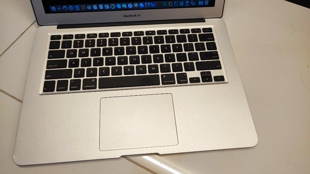 Apple MacBook Air 13 $100495487000290928641