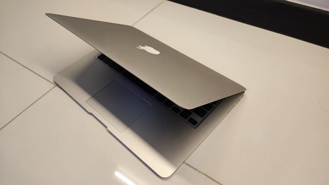 Apple MacBook Air 13 $100495487000290928646