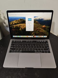 MacBook Pro 13 2019 touch bar507752984861091840