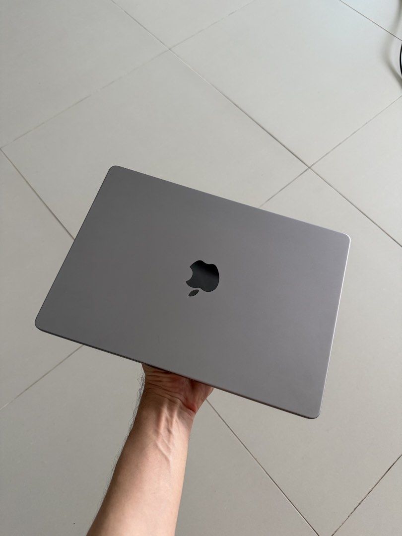 Apple Macbook Pro 14 M2 Max 32GB