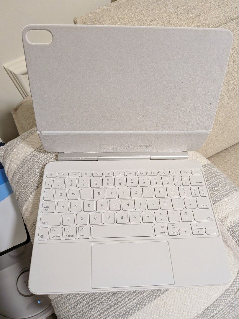 Apple Magic Keyboard for iPad Pro 11-inch (3rd Gen) White