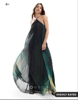 (Category: ) located in . Submitted by b_curatedcloset (Listing ID 1446654502, Image 1). Description: .