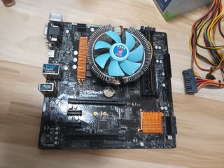 （分類：）位於 。 由 uglyducked48774 提交（商品編號 1446617118，圖片 1）。簡介： 。