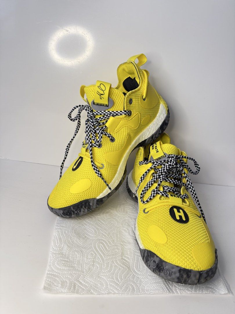 Authentic Adidas James Harden Vol.6 (Category: Sneakers) located in Pasig City. Submitted by coolnswish (Listing ID 1446608723, Image 2). Description: Authentic Adidas James Harden Vol.6 - size US 6.5 Men's| 24cm - used once only - actual pictures when worn (last 2 pics) - I like wearing men's basketball shoes for my volleyball games. - in excellent used condition .