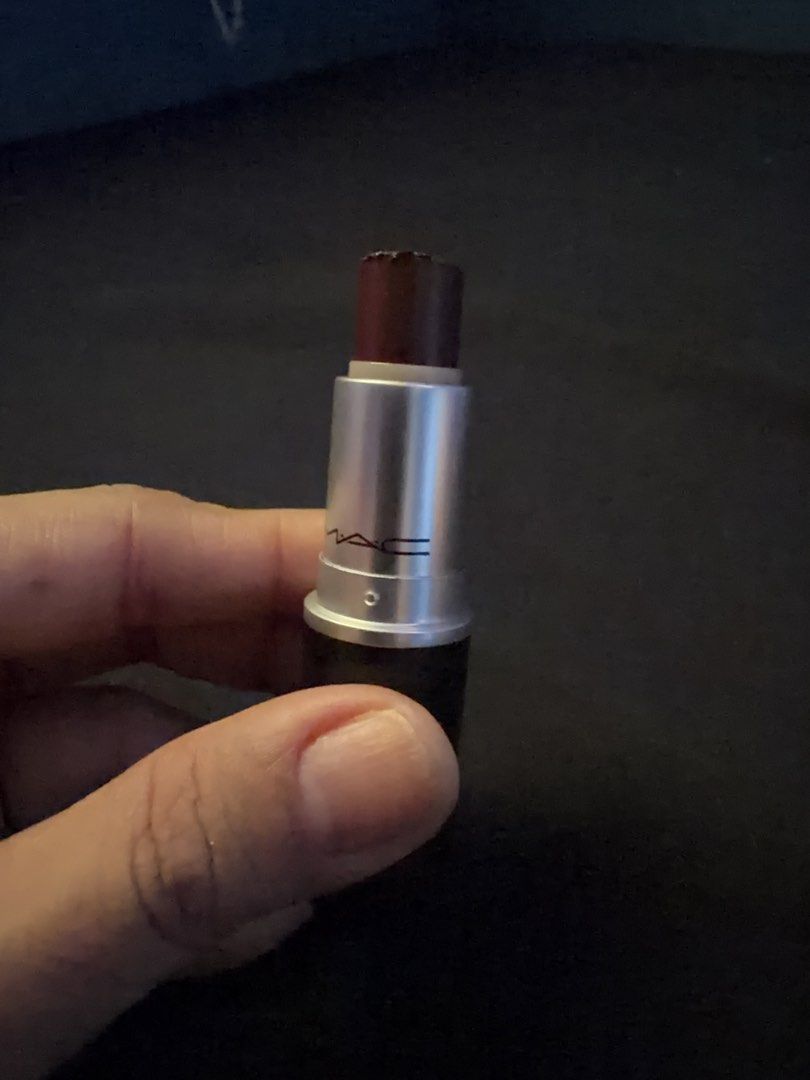 AUTHENTIC MAC (Category: Makeup) located in Manila. Submitted by pinkismyhappycolor16 (Listing ID 1446547816, Image 1). Description: Video call nalang para makita nyo lahat. .