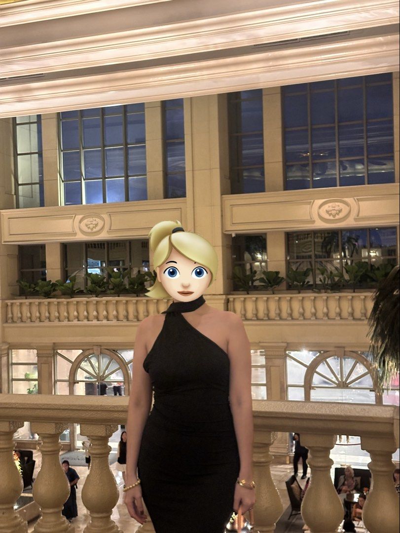 Black One-Shoulder Halter Maxi Dress (Category: Dresses) located in Pateros City. Submitted by loveeecj (Listing ID 1446548598, Image 2). Description: - Sleek black maxi dress - One-shoulder design with halter neckline - Fitted silhouette - Comfortable to wear - Ideal for formal events or a night out - Versatile for accessorizing.