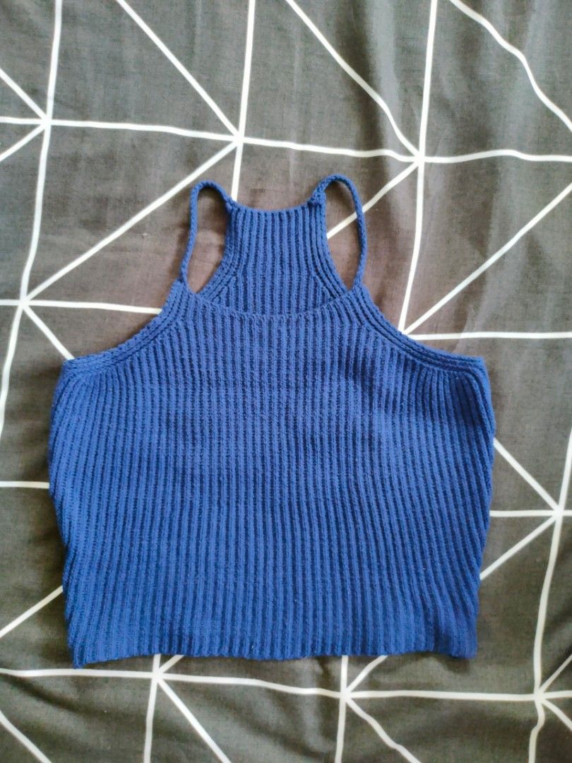 Blue Ribbed Knit Crop Top with Spaghetti Straps (Category: Sleeveless) located in Manila. Submitted by thatstyle (Listing ID 1446553128, Image 1). Description: - Cute blue ribbed knit crop top - Features thin spaghetti straps - Stretchy and comfortable material - Versatile for layering or wearing on - used to be my fave top, but won't fit already huhu - Pairs well with high-waisted jeans or skirts - Easy to style for casual or dressed-up occasion
