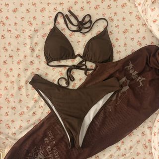 (Category: ) located in . Submitted by missythings (Listing ID 1446667293, Image 1). Description: .