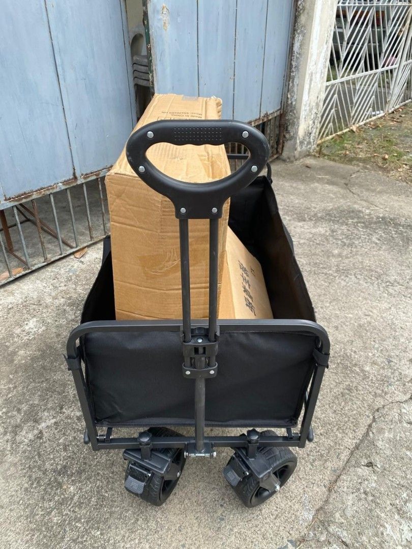 Camping trolley wagon XXXL (Category: Hiking & Camping) located in Manila. Submitted by shairatorres (Listing ID 1446538355, Image 2). Description: Foldable wagon, perfect for camping, beach, or groceries. Easy to set up/fold. Sturdy handle, durable wheels, spacious. Get yours now!.