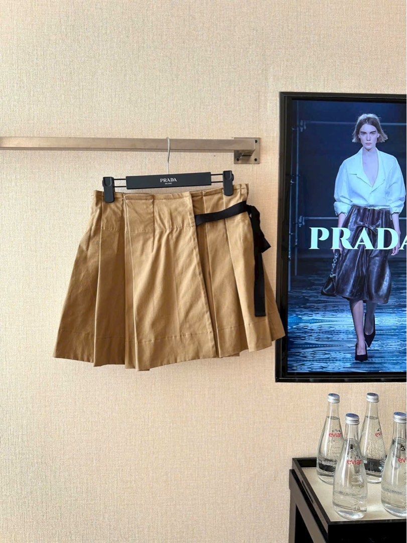 Celine skirt (Category: Skirts) located in Kuala Lumpur. Submitted by hypestage_119 (Listing ID 1446700989, Image 1). Description: Hi Thanks for your visiting for more designs list check here👇 Te.le: https://tinyurl.com/TeleChannelsHypeStage I.G: https://tinyurl.com/IGPageHere.