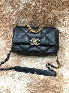 (Category: ) located in . Submitted by miz_thrift (Listing ID 1446679157, Image 1). Description: .