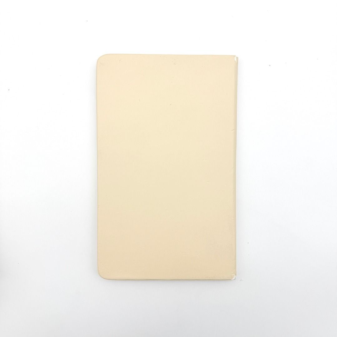 Chloe Eau de Parfum Notebook Beige (Category: Accessories) located in Kuala Lumpur. Submitted by elevatedstudios.my (Listing ID 1446606655, Image 3). Description: Authentic Luxury Vintage Items 💎 🪪 SSM / Business Registered ✉️ DM us on Instagram: @elevatedstudios.co 🔗 Website: elevatedstudios.co 🌍 Globally Sourced • Our wallets, bags, and accessories are vintage treasures, carefully sourced from trusted suppliers worldwide to provide competit