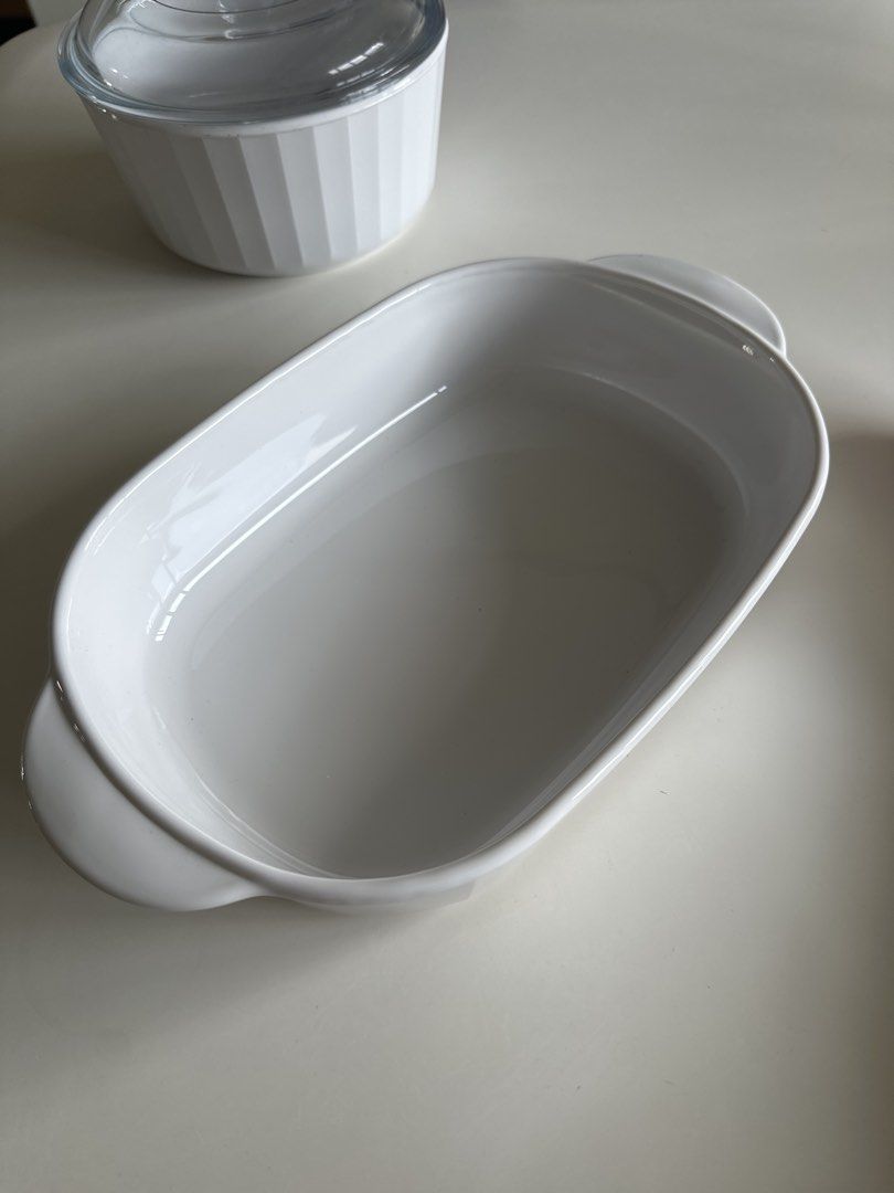 CorningWare White Casserole Dish495421920369059841