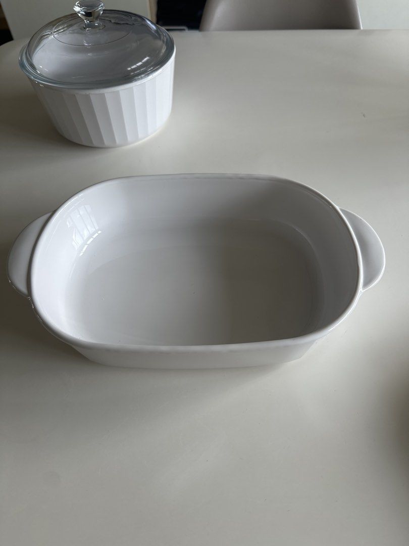 CorningWare White Casserole Dish495421920369059840