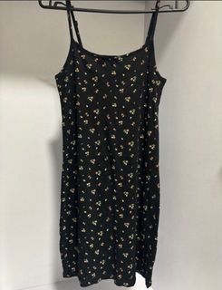 （分類：）位於 。 由 soldmythingss 提交（商品編號 1446685781，圖片 1）。簡介： 。