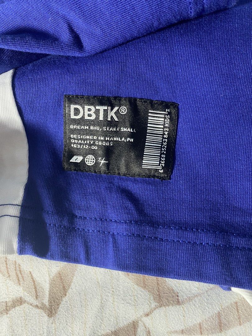 DBTK Royal Blue Graphic T-shirt (Category: Tshirts & Polo Shirts ) located in General Trias. Submitted by bergkitt (Listing ID 1446709020, Image 2). Description: - Royal blue t-shirt - White accents - Features DBTK logo and graphic designs - Made in Manila, PH - Quality goods Negotiablee🙌.