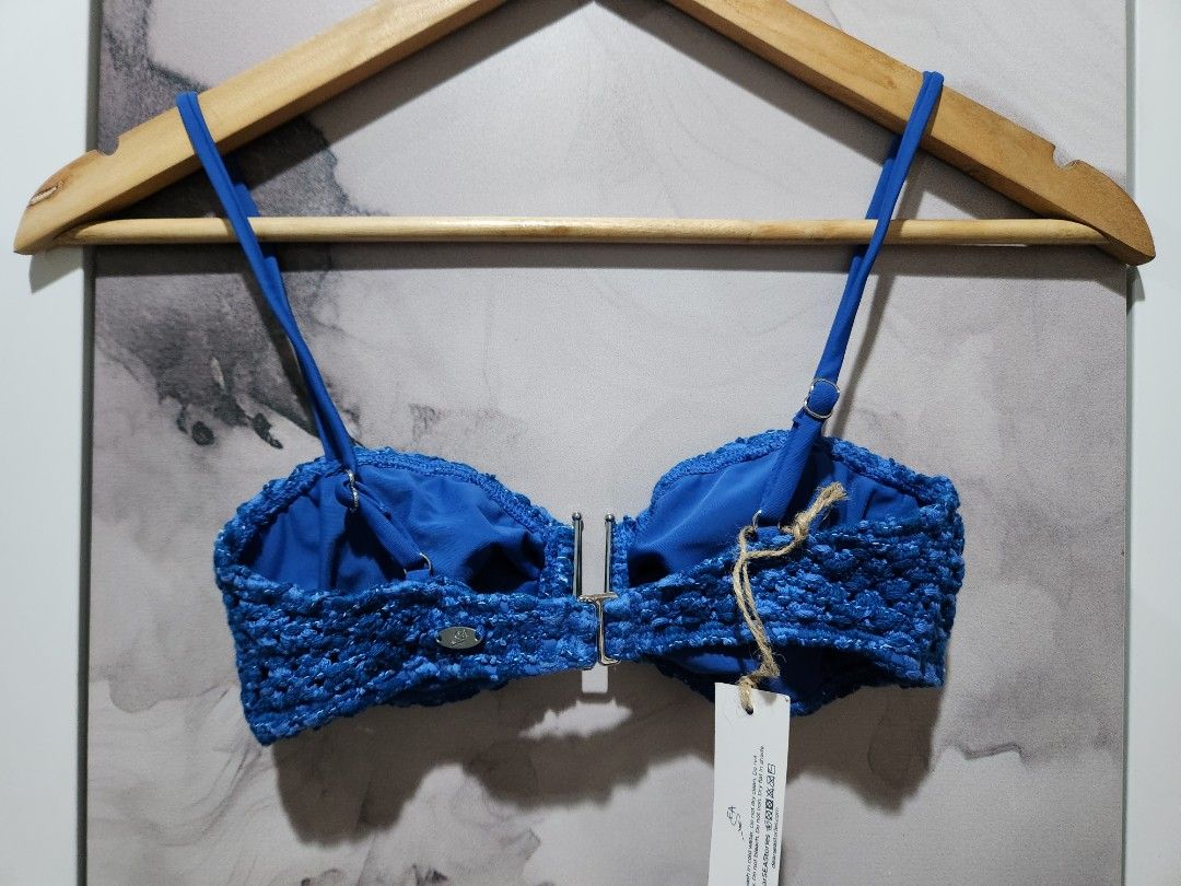 Dear Sea Marilag Knitted Bikini Top (Category: Bikinis & Swimsuits) located in Quezon City. Submitted by shaaaaarms (Listing ID 1446559709, Image 2). Description: - 3rd photo is from Dear Sea. - Never been used. - No padding included..