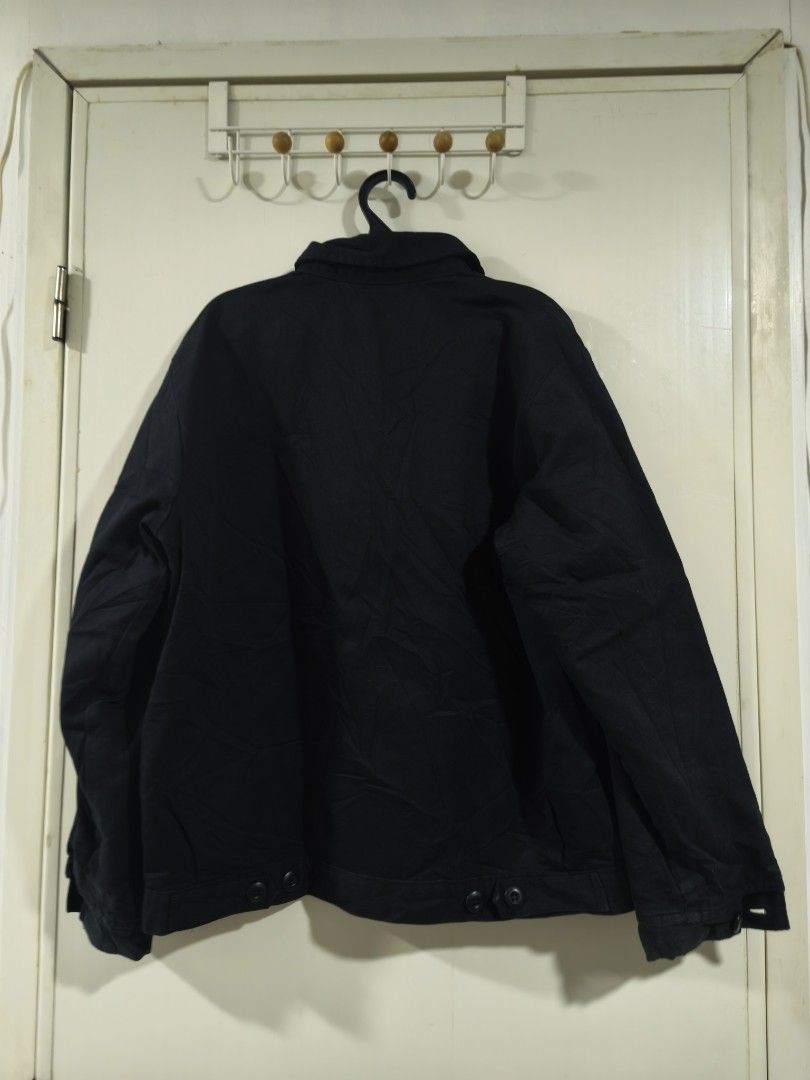 Dickies Black Zip-Up Jacket Size L (Category: Coats, Jackets and Outerwear) located in Iloilo. Submitted by daddy_declutter (Listing ID 1446717851, Image 2). Description: - Dickies Black Jacket - Size: Large (L) - Features: Zip-up front, collar, quilted lining - Versatile: Great for layering or standalone wear - Style: Suitable for work or casual occasions 23 x 21.