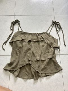 (Category: ) located in . Submitted by wxcloset (Listing ID 1446628916, Image 1). Description: .