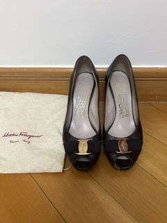 （分類：）位於 。 由 shoooooes 提交（商品編號 1446553637，圖片 1）。簡介： 。