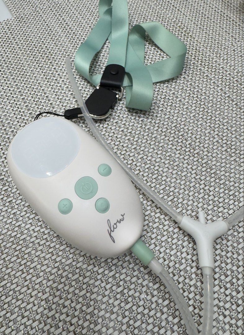 Flow x5 pump only (Category: Breastfeeding & Bottle Feeding) located in Manila. Submitted by mir.calix (Listing ID 1446705863, Image 2). Description: .
