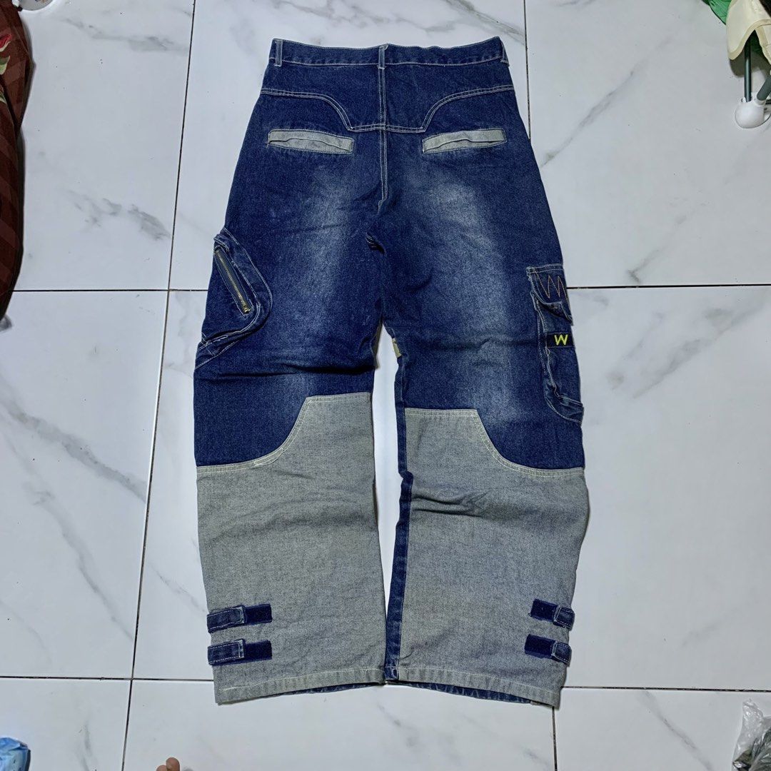 Fox Denim Cargo Pants Size33 (Category: Jeans) located in Mandaue City. Submitted by hannahitems (Listing ID 1446714626, Image 2). Description: Fox Denim Cargo Pants Size 33 43 length 9.5 leg hole Excellent Need wash -850.