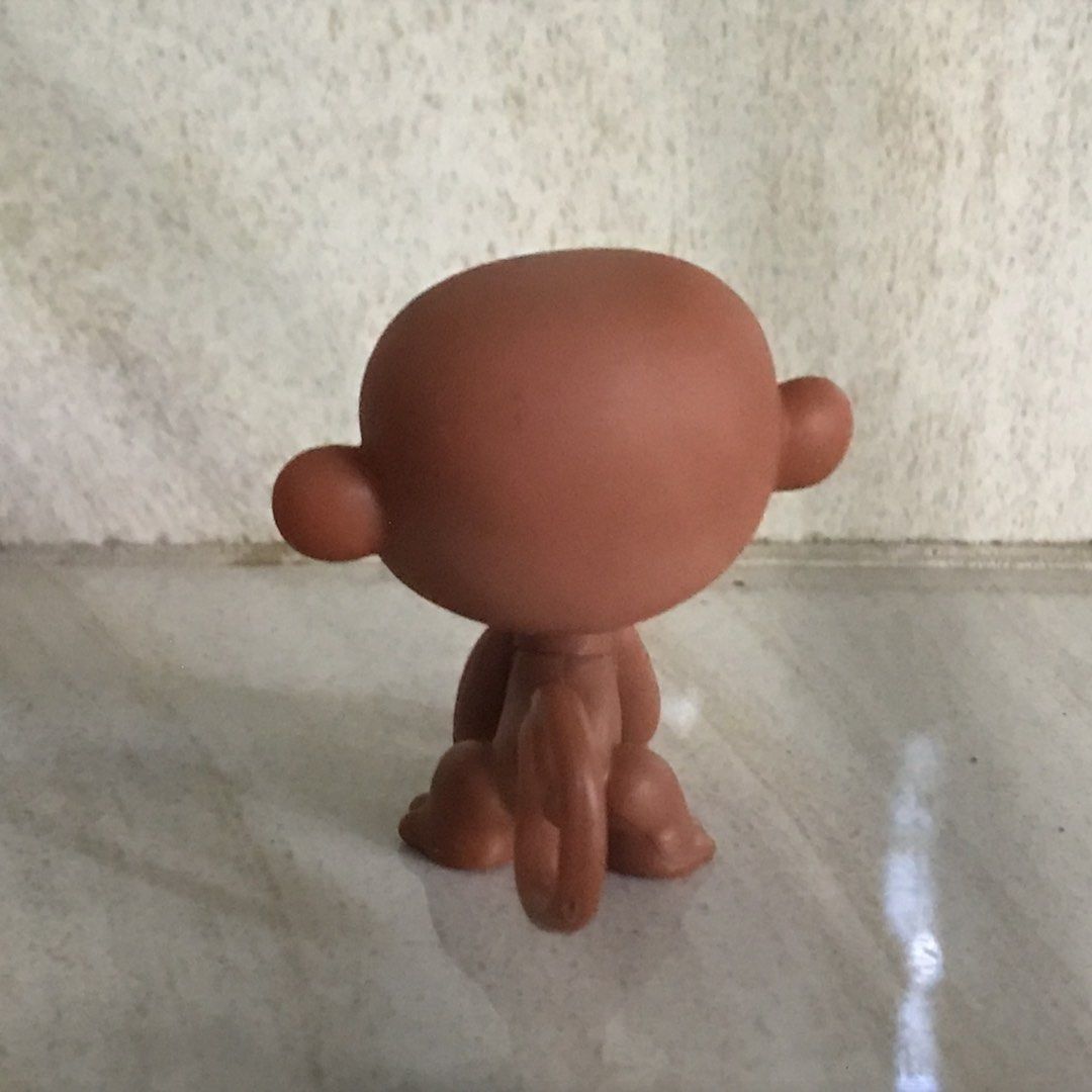 G2 LPS Monkey 56 (Category: Vinyls) located in San Mateo. Submitted by chins_collectibles (Listing ID 1446607488, Image 3). Description: This is a pre-loved LPS. They may have visible stains and blemishes. Please manage your expectations. .