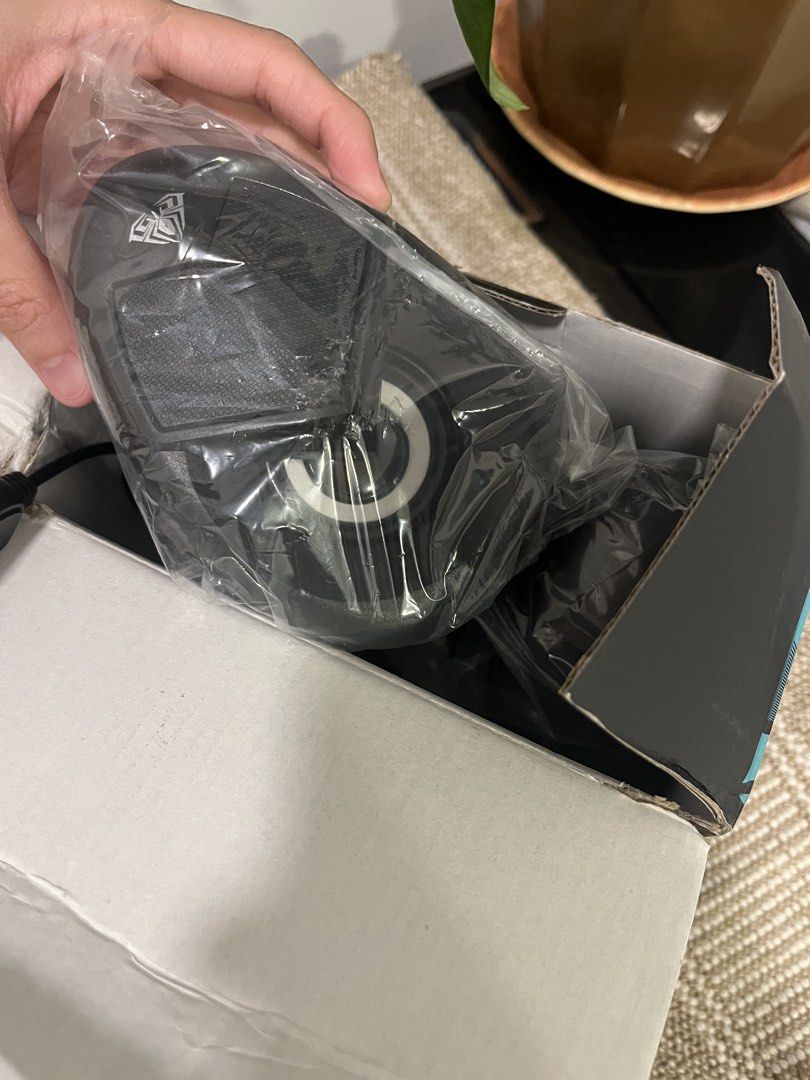 Gaming speaker (Category: Soundbars, Speakers & Amplifiers) located in Quezon City. Submitted by samirosie0329 (Listing ID 1446702797, Image 2). Description: .