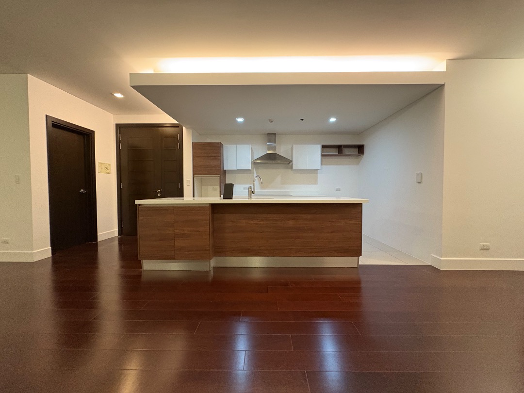 (Category: ) located in . Submitted by camillesiscar.realestate (Listing ID 1446615930, Image 1). Description: .