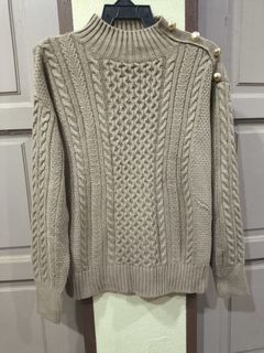 (Category: ) located in . Submitted by teamy_closet_2 (Listing ID 1446578023, Image 1). Description: .