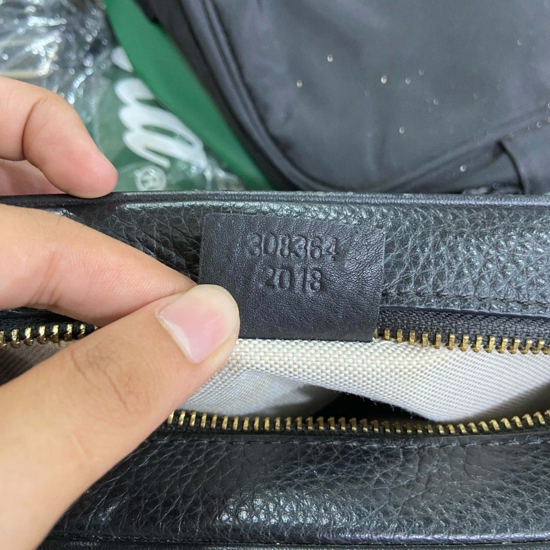 Gucci Black Leather Soho Disco Camera Bag (Category: Luxury Bags & Wallets) located in Bacolod City. Submitted by capitalismgoods6100 (Listing ID 1446577180, Image 3). Description: - Authentic Black Leather Gucci Soho Disco Bag - Iconic Interlocking G Logo - Secure Zip Closure - Adjustable Shoulder Strap for Comfort - Interior Tag: Model 308364 2018 - Additional Tag: 36915 - Made in Italy.