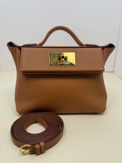 （分類：）位於 。 由 little_bee_hk 提交（商品編號 1446681450，圖片 1）。簡介： 。
