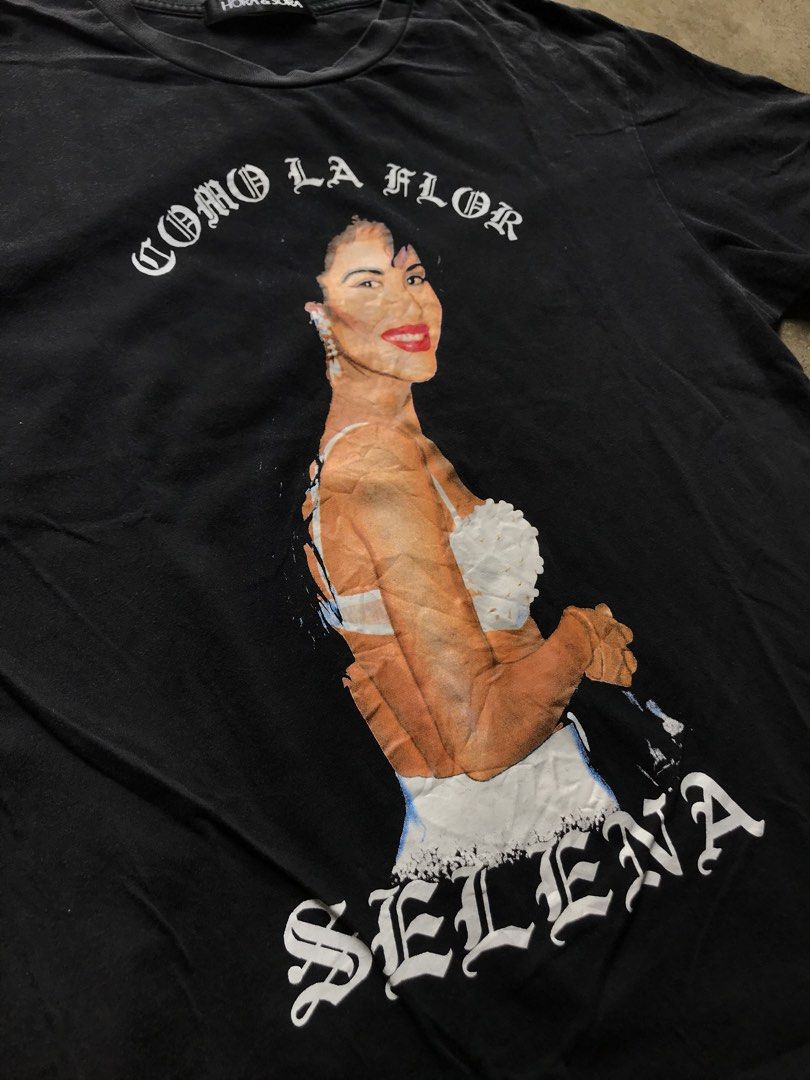 FREE ITEM IF U BOUGHT 2 ITEMS OR MORE (Category: Tshirts & Polo Shirts ) located in Cabanatuan. Submitted by offtherack.studio (Listing ID 1446576065, Image 2). Description: GOOD CONDITION BEST FIT FOR MEDIUM TO LARGE LENGTH: 30 WIDTH: 21 .