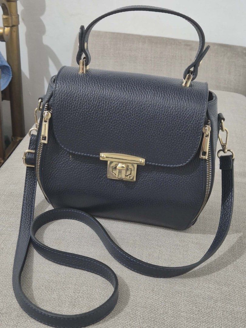 Imported Bags for sale! (Category: Shoulder Bags) located in Manila. Submitted by hellovhecka (Listing ID 1446552284, Image 1). Description: ASSORTED IMPORTED BAGS FOR SALE LAHAT ORIGINAL PM ME SA PRICES!!! .