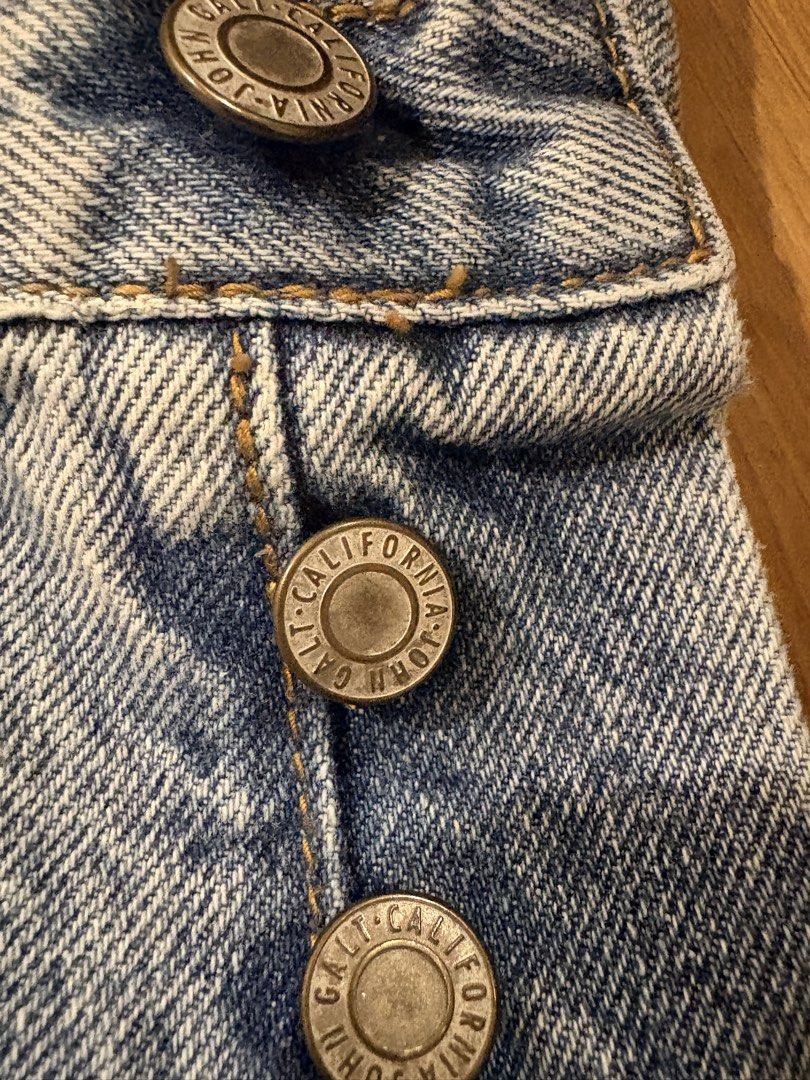 J. Galt/Brandy Melville Light Wash Button Fly Jeans (Category: Jeans) located in Manila. Submitted by maddsd_ (Listing ID 1446549882, Image 2). Description: - Also got from Brandy USA ! - No issues - Barely worn - Decluttering .