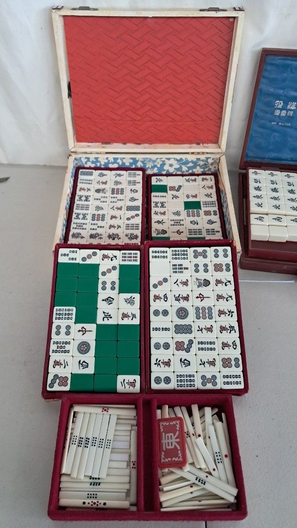 Japan Vintage MINI Mahjong Set with Case (Category: Board Games & Puzzles) located in Bulacan. Submitted by amarijapansurplus (Listing ID 1446637333, Image 1). Description: - Complete Mahjong Set - Comes in a Red Wooden Case with Metal Handle - Includes Mahjong Tiles (some with green accents), Dice, and Racks - Ideal for Game Nights - Ready for a New Home 📌as is 📌What u see is what u get 📌First to pay basis 📌Auto pass sa COD iwas scam sa part