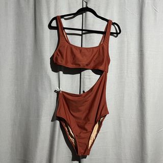 (Category: ) located in . Submitted by febmarie (Listing ID 1446657663, Image 1). Description: .