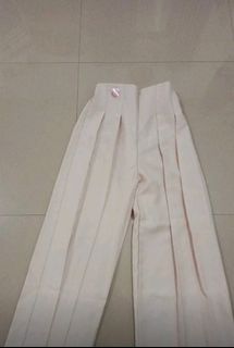 (Kategori: ) berada di . Dikirim oleh cherriees99 (ID iklan 1446679506, Gambar 1). Deskripsi: .