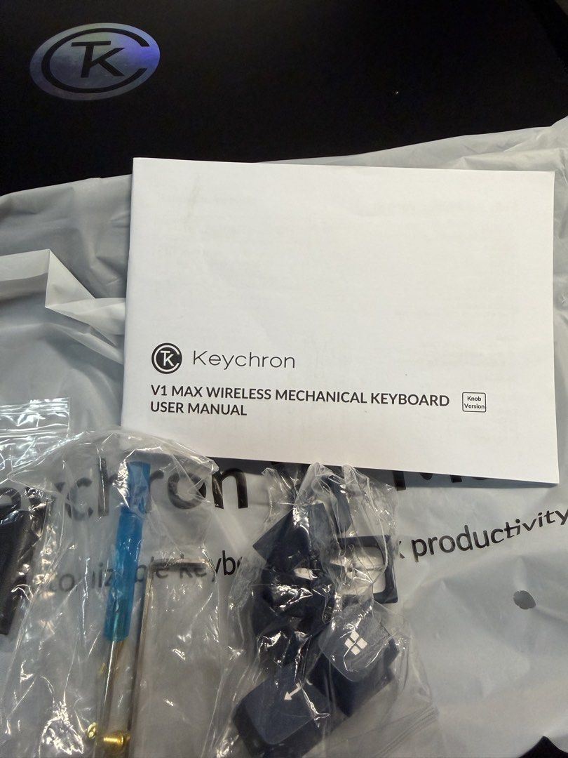 Keychron V1 Max Wireless Mechanical Keyboard (Category: Computer Keyboard) located in Marikina City. Submitted by marie__rica (Listing ID 1446644174, Image 1). Description: - Keychron V1 Max Wireless Mechanical Keyboard - Includes user manual and accessories - Features a versatile rotary knob - Connects via USB-C or wirelessly - Ideal for both typing and gaming ISSUE: PCB board, na overcharge ata? 3 mos lang nagamit.