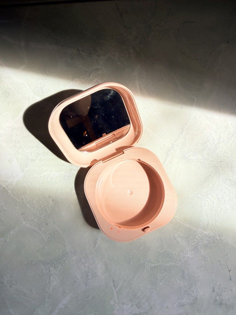 Laneige Pink Compact Case with Mirror (Category: Makeup) located in General Santos City (Dadiangas). Submitted by ssssshhhhhhhhh (Listing ID 1446569180, Image 2). Description: Soft pink Laneige compact case with mirror. Light interior use, clean exterior. Perfect for makeup on the go. •For refill .