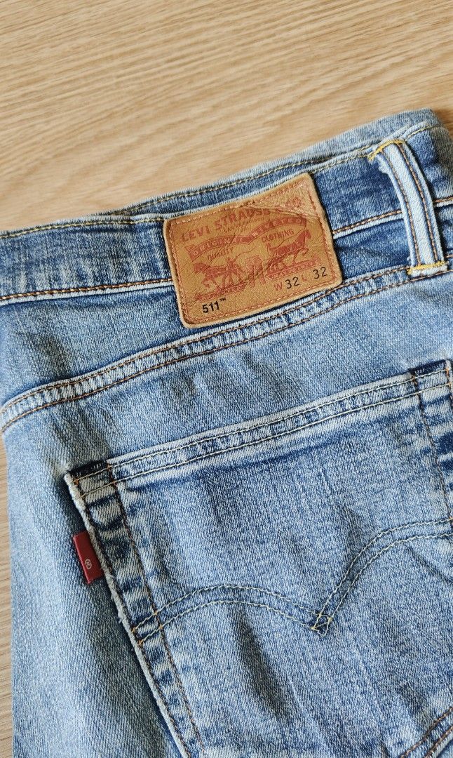 Levi's 511 Jeans W32 L32 Light Wash (Category: Jeans) located in Tuguegarao City. Submitted by magayon_ (Listing ID 1446668123, Image 2). Description: SIZE 37-38 • LENGHT 35.5 - Classic Levi's 511 Jeans - Light Wash Denim - Soft Denim - Size: 32 Waist, 32 Length - Fit: Straight - Closure: Button and Zip - Features: Five Pocket Styling - Ideal for: Everyday Wear.
