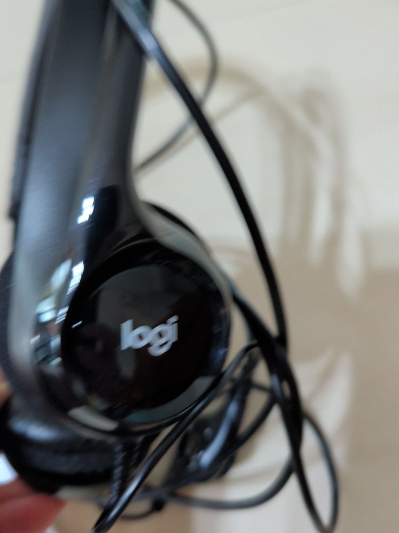 Logitech USB Headset with Microphone497590778243338241