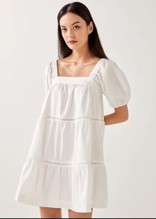 (Category: ) located in . Submitted by beautifully_dressed (Listing ID 1446645210, Image 1). Description: .