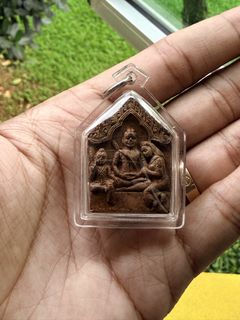 (Category: ) located in . Submitted by anamulets (Listing ID 1446570803, Image 1). Description: .