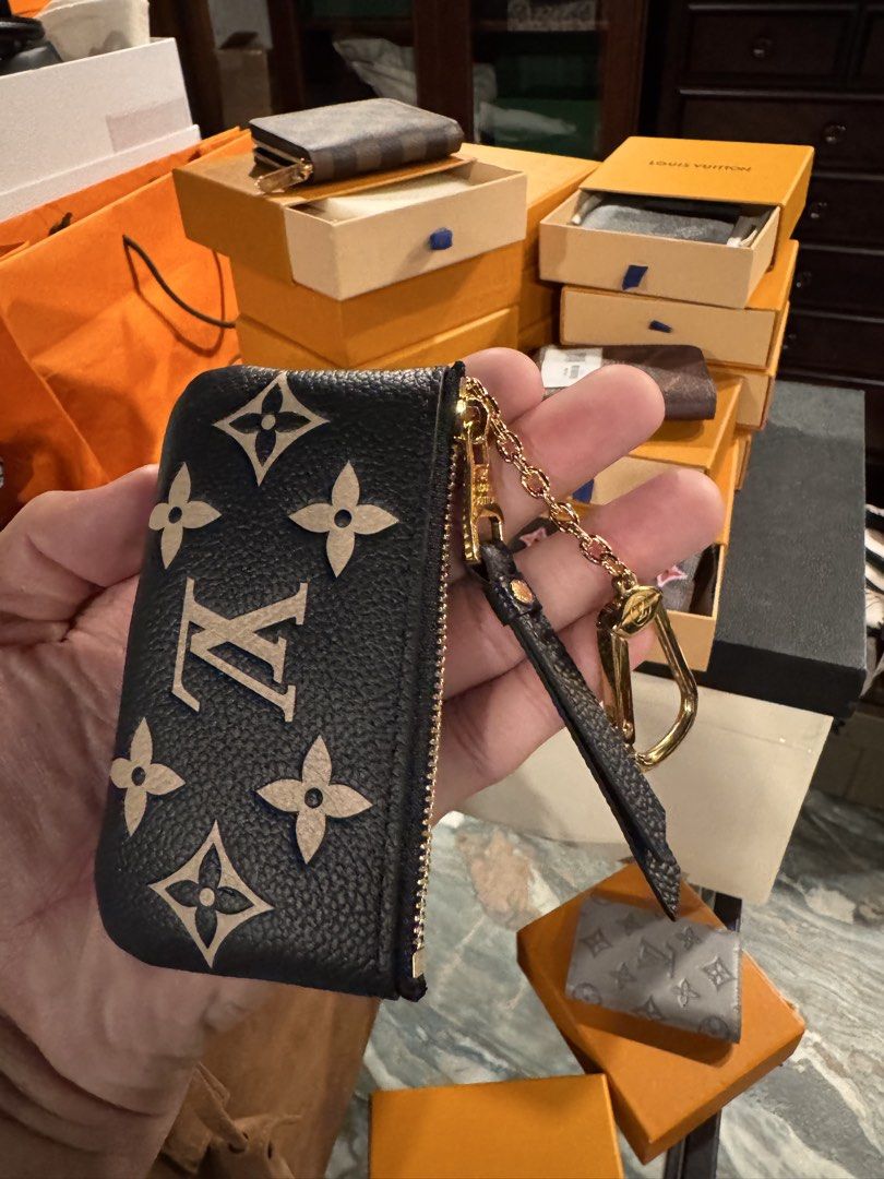 LV key pouch empriente bi color (Category: Luxury Bags & Wallets) located in Makati City. Submitted by at68studios (Listing ID 1446570227, Image 3). Description: Last price posted. What you see is what you get.