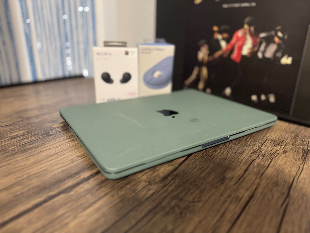 M2 MacBook Air495712722539008002