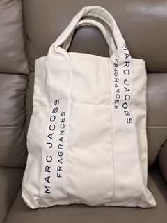 （分類：）位於 。 由 yan9198621 提交（商品編號 1446556050，圖片 1）。簡介： 。