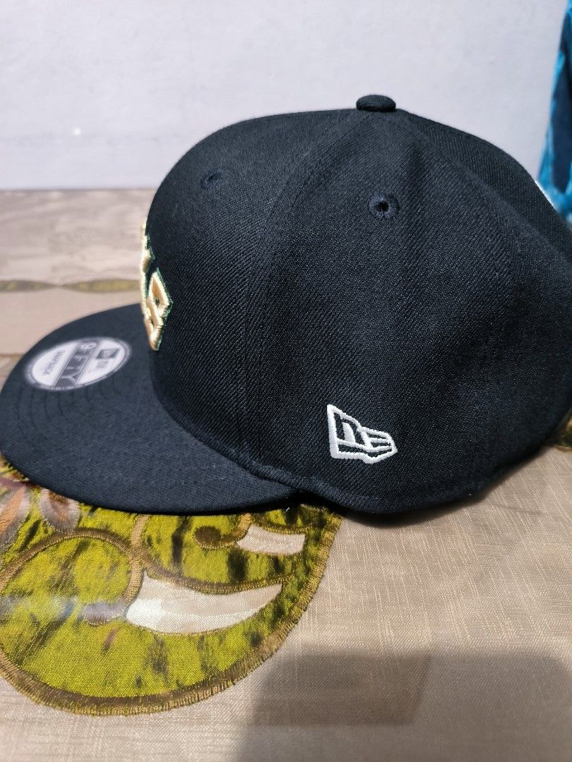 Milwaukee Bucks Fitted Hat New Era (Category: Caps & Hats) located in Bulacan. Submitted by tripledouble532 (Listing ID 1446605329, Image 2). Description: FOR SALE ORIGINAL NEW ERA MILWAUKEE BUCKS FITTED HAT..