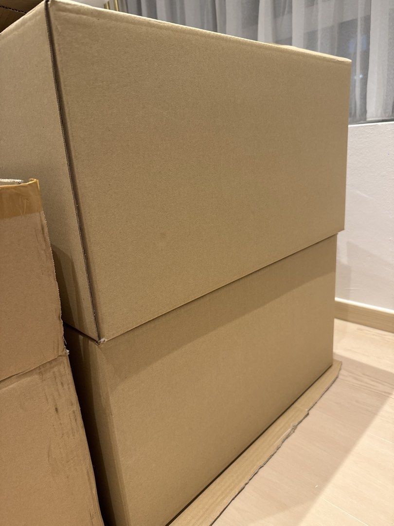 Moving Boxes495758374024652801