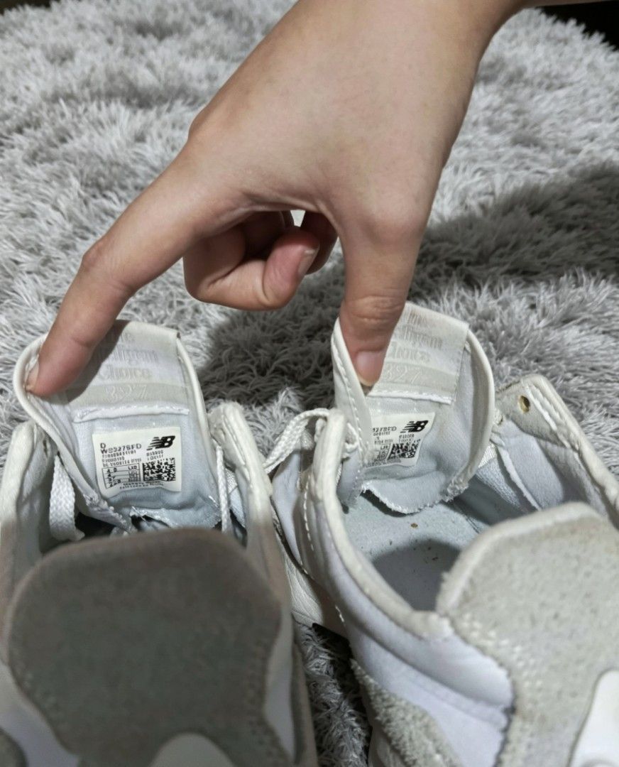 New Balance (Kategori: Sepatu Wanita) berada di Pekalongan. Dikirim oleh 404sec.ond_ (ID iklan 1446695795, Gambar 2). Deskripsi: New Balance 327 Size 37 | 22,5 cm condition 9/10.